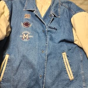 Mickey mouse winter jacket worn couple times size L